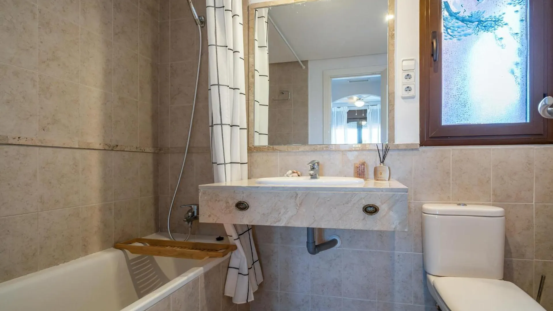 Beautiful Home In Estepona With Wifi Holiday home